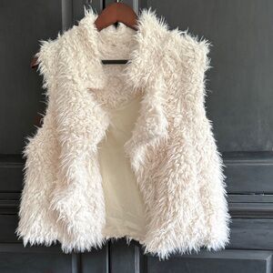 Source Unknown Ivory Fluffy Vest